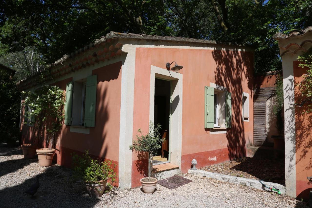 Le Pavillon Vert - B&B Vedène Buitenkant foto